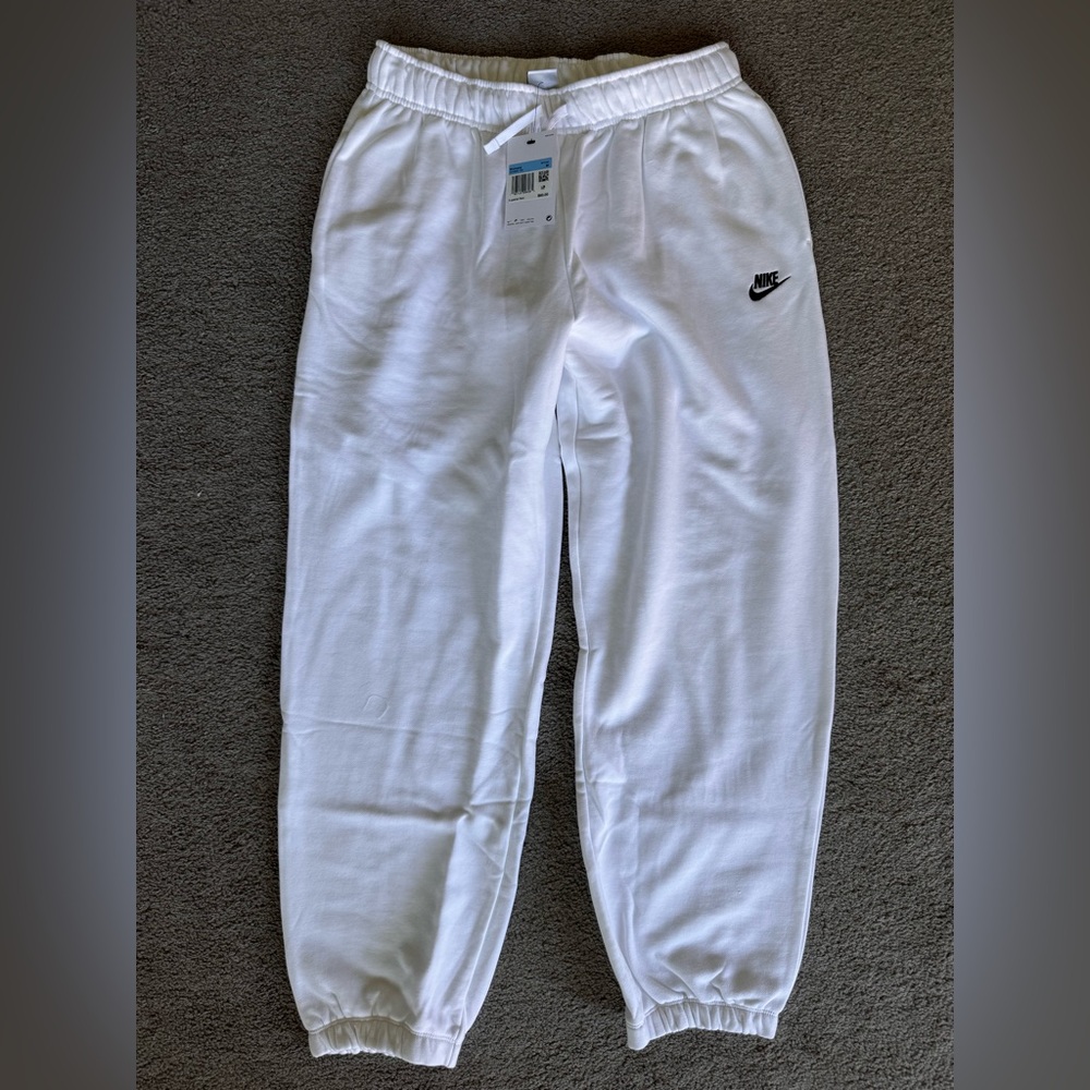 Nike joggers